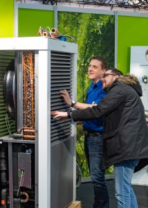 "Heiztechnik mit Zukunft“: Auf der Sonderschau bei den Bremer Altbautagen wird eine große Auswahl an innovativen und energieschonenden Heiztechnologien präsentiert.